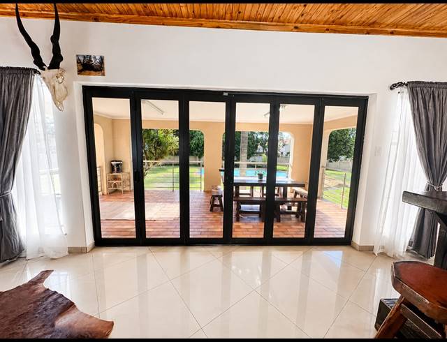 4 BEDROOM HOUSE FOR SALE IN BENDOR
